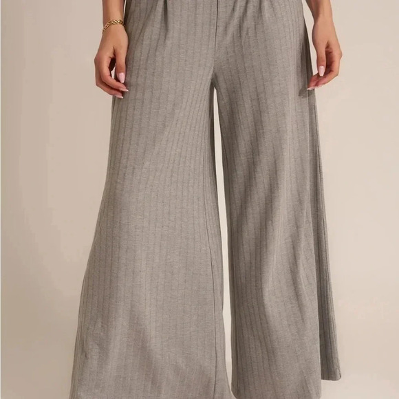 NWT Callahan Knitwear The Everyday pant in green- Size Medium Anthropologie - Picture 6 of 6